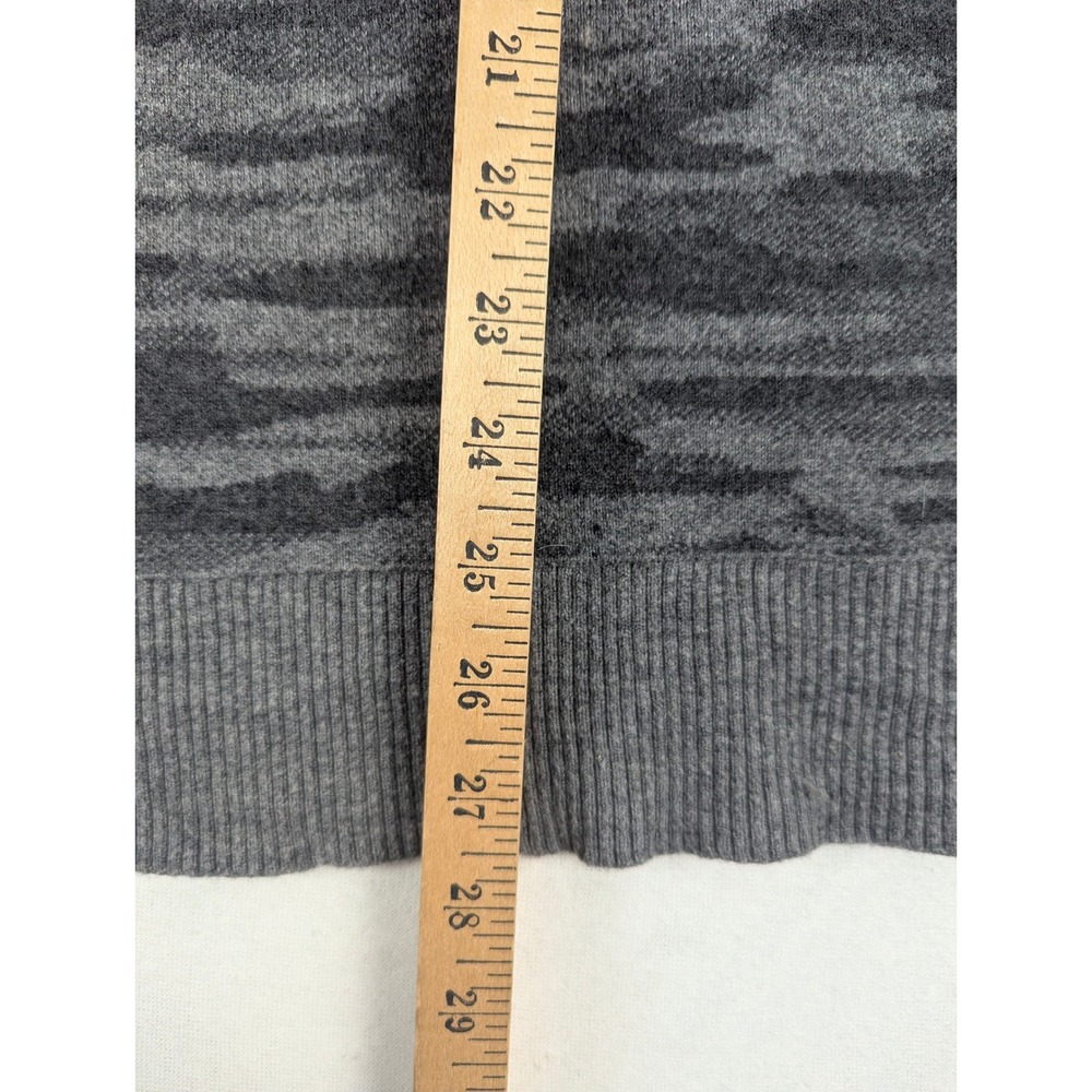 Obermeyer Mens Grey Camo Merino Wool Blend Crewneck Sweater Size M - Picture 12 of 14